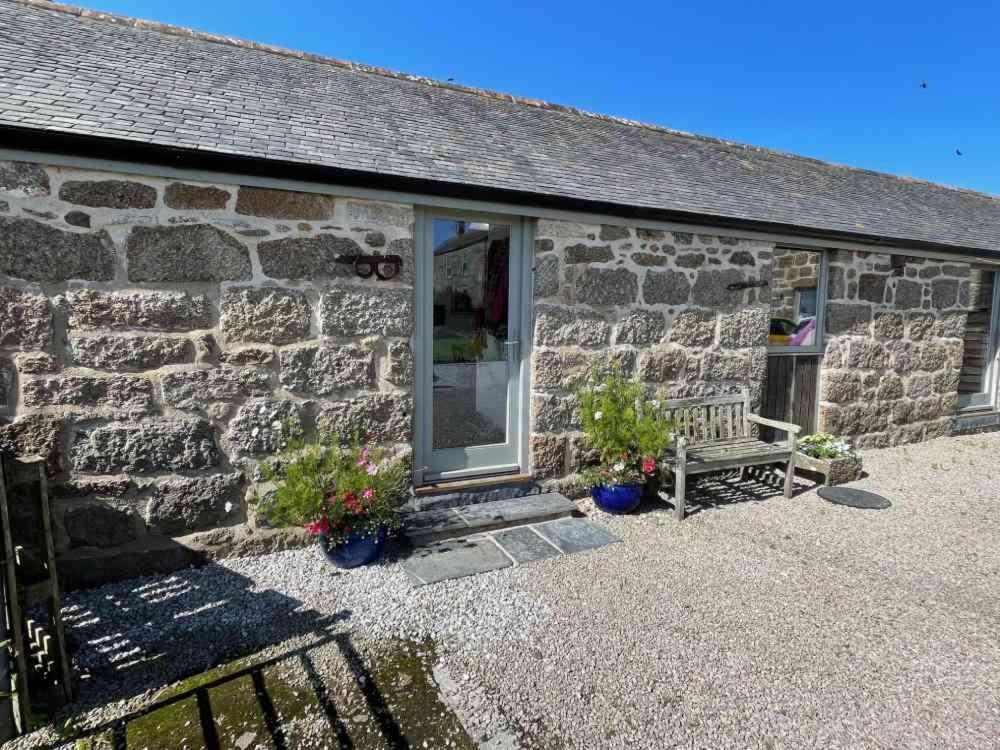 Trengothal Barn Apartment